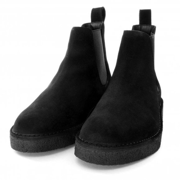 Clarks(R) DesertChelsea2 Black Suede Boot